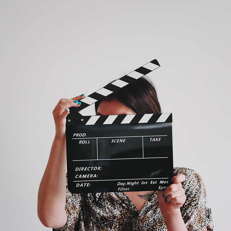 Música, Películas y Series